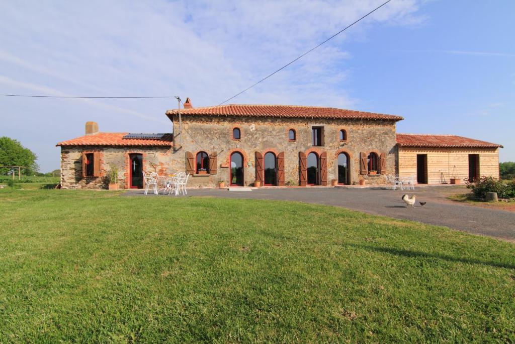 Chambres D'Hotes Le Chateau Rouge Saint-Germain-sur-Moine Exterior foto